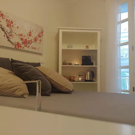 Tiny Bed & Breakfast