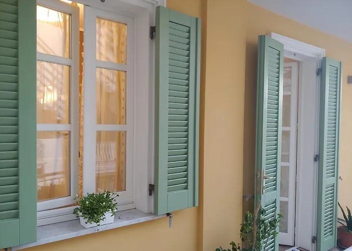 Tiny Bed and breakfast 3*