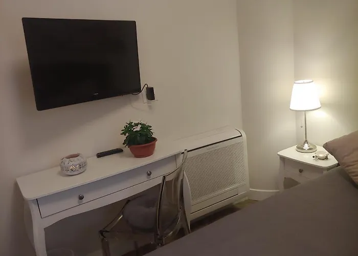 Tiny Bed and breakfast 3*